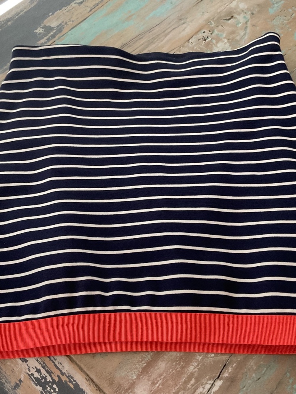 Ann Taylor Light weight stretch skit